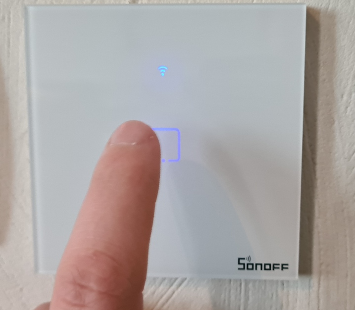 Modification de l'interrupteur Sonoff T1EUC1 version Wifi